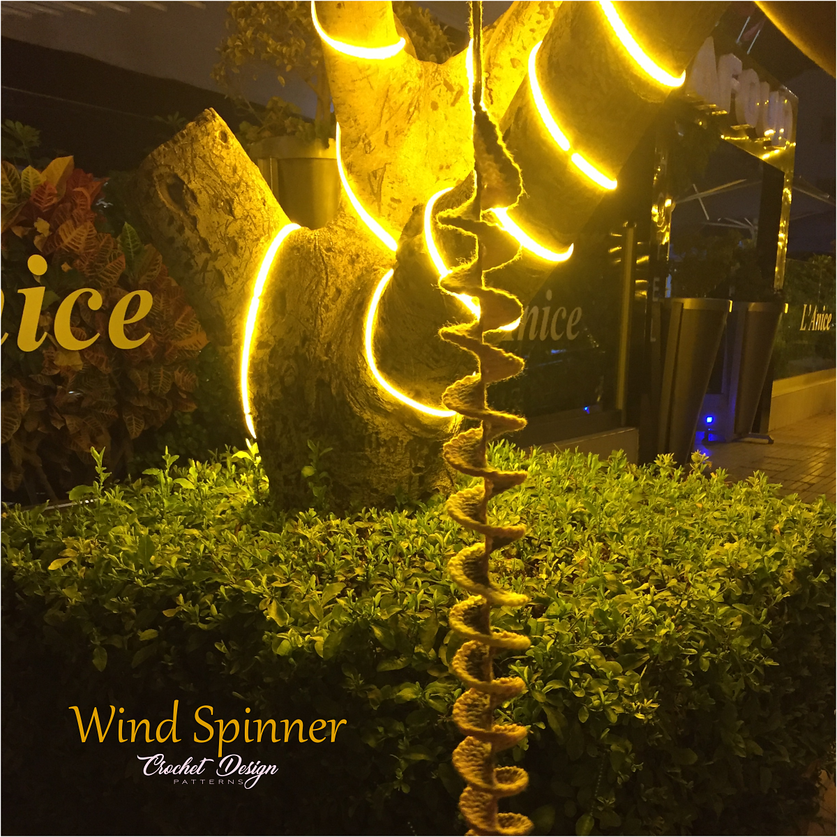 Wind Spinner with Flower Crochet pdf Pattern - crochet home decor - garden decoration - Floral Hanging Decoration