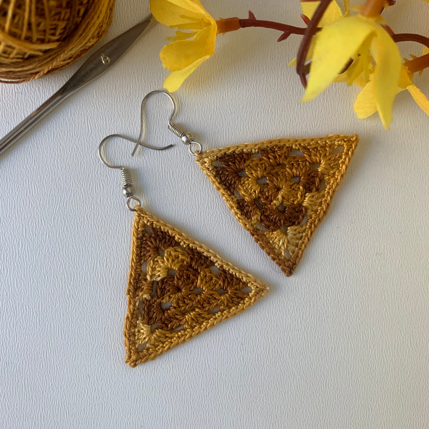Granny Triangle Earrings | Crochet Pattern