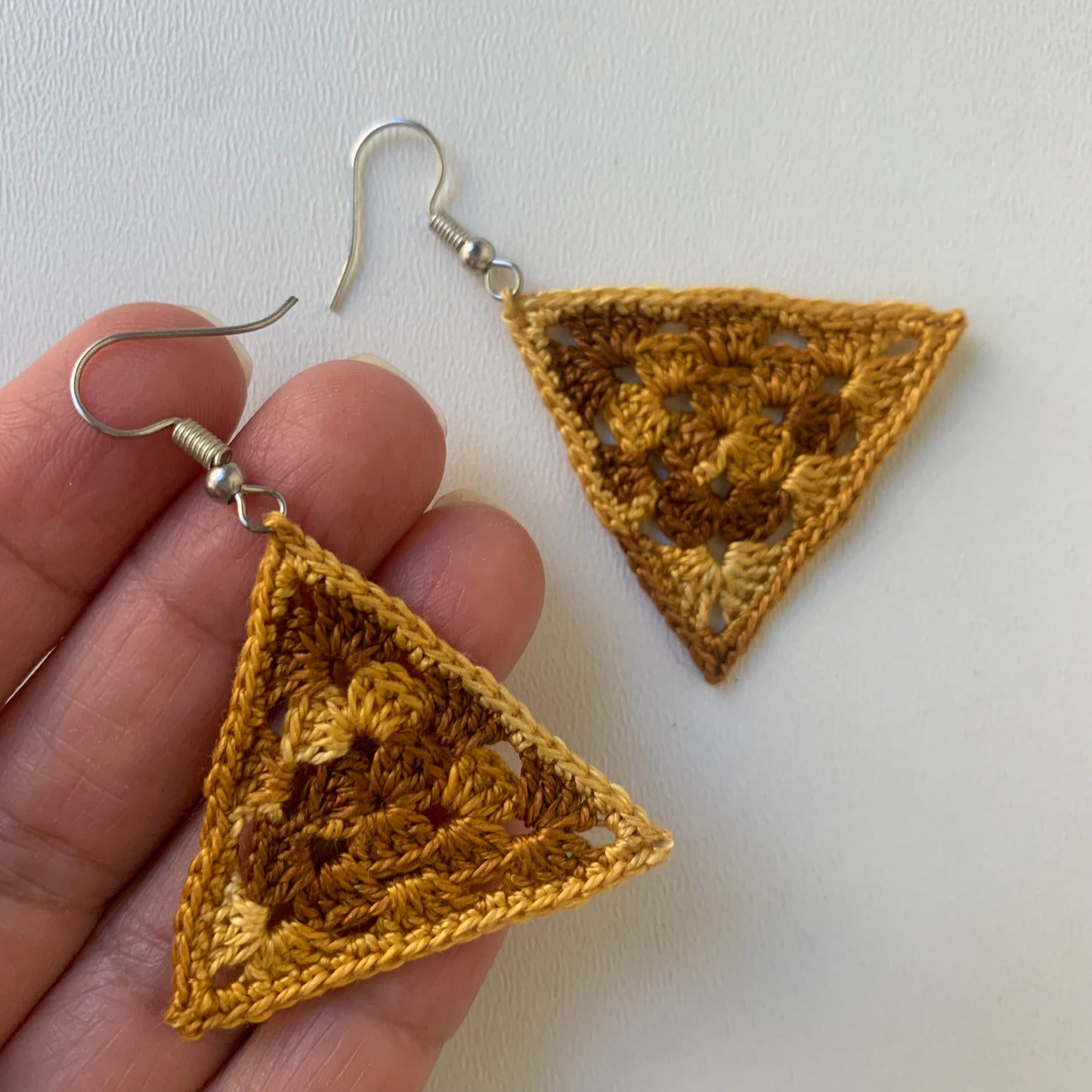 Granny Triangle Earrings | Crochet Pattern